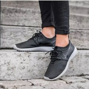 Women’s Nike Juvenate Premium Sneaker